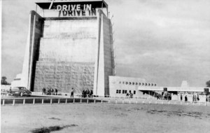 D^Screen_tower_-_photo_from_RG